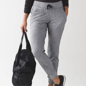 lululemon Ready to Rulu Pant